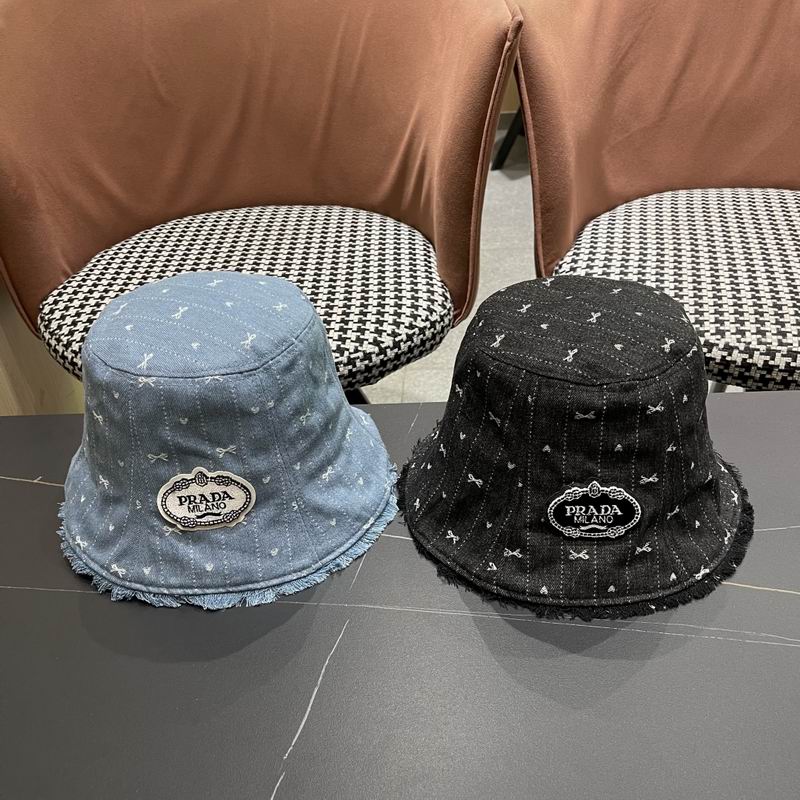 Prada hat 062707